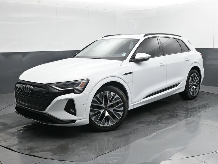 2024 Audi Q8 e-tron Prestige quattro