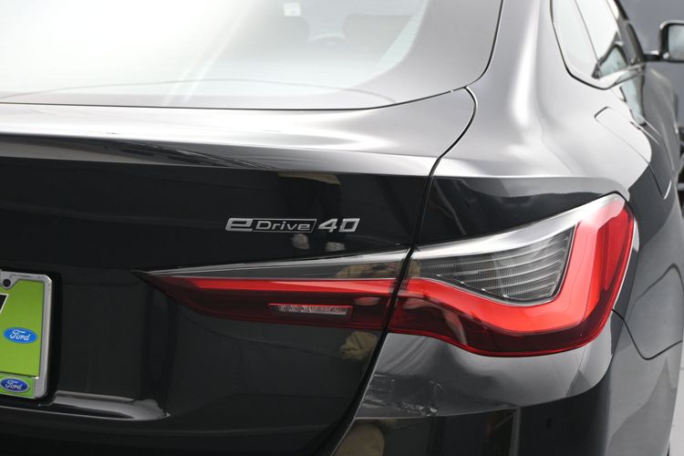 2022 BMW i4 eDrive40