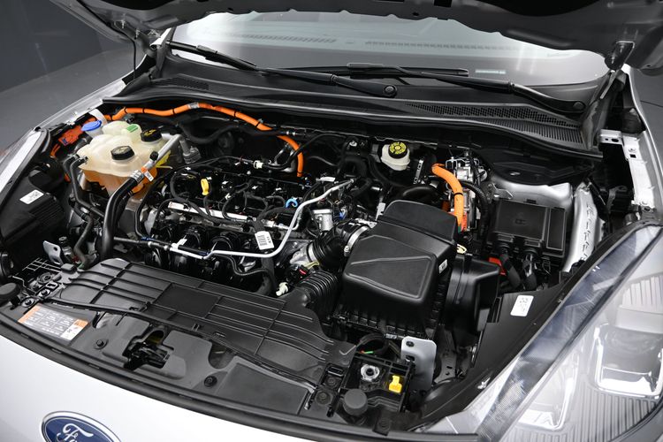 2020 Ford Escape SE Sport Hybrid