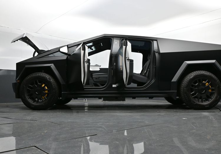 2024 Tesla Cybertruck All-Wheel Drive