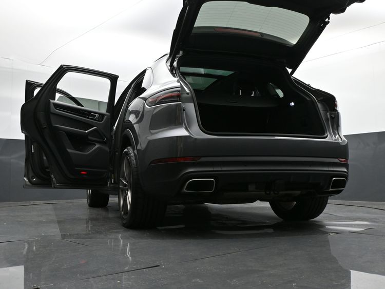 2023 Porsche Cayenne 