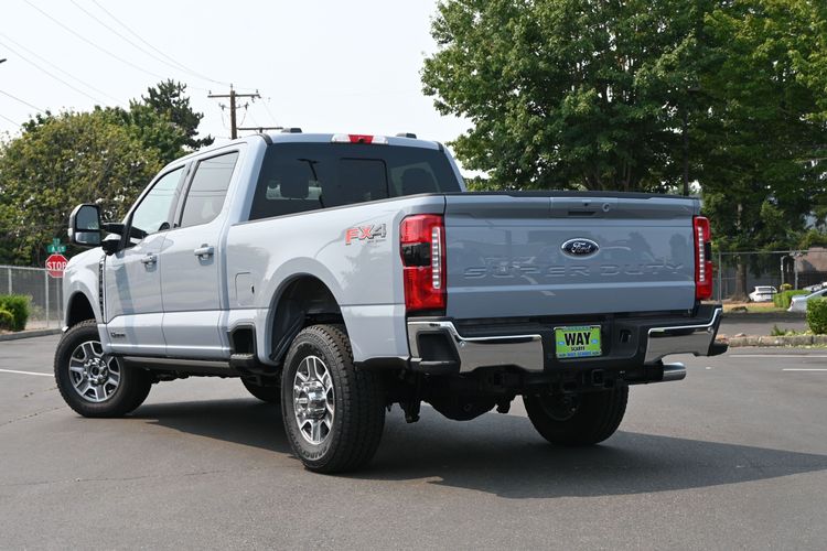 2026 Ford F-350 Super Duty LARIAT