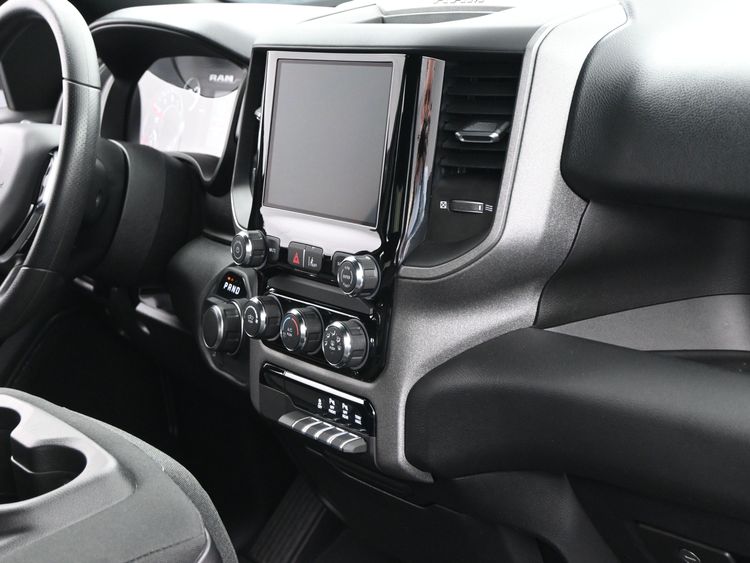 2025 Ram 1500 Tradesman Quad Cab 4x4 6'4" Box