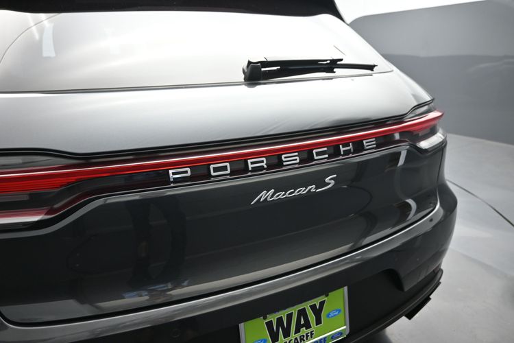 2020 Porsche Macan S