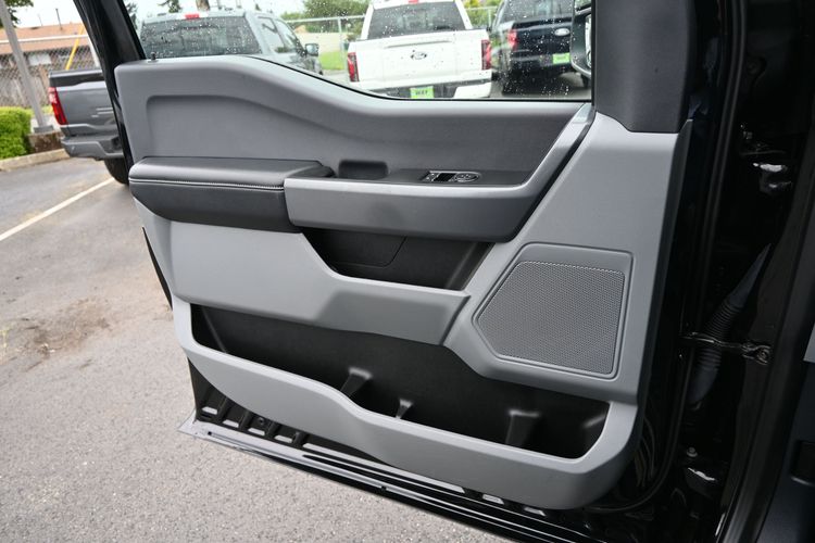 2024 Ford F-550 Chassis XLT