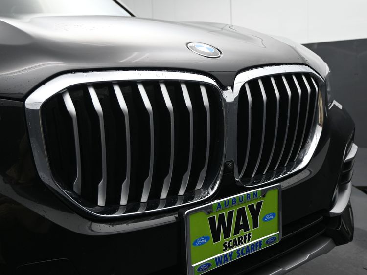 2023 BMW X5 sDrive40i