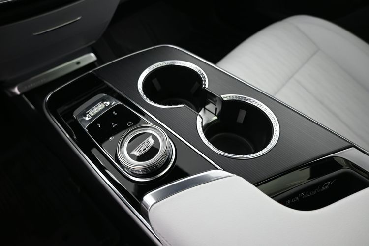 2024 Cadillac LYRIQ Sport w/1SF