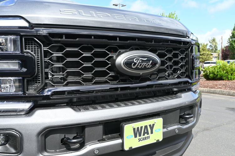 2026 Ford F-350 Super Duty LARIAT
