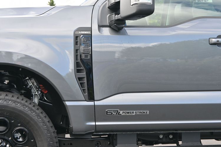 2026 Ford F-350 Super Duty LARIAT