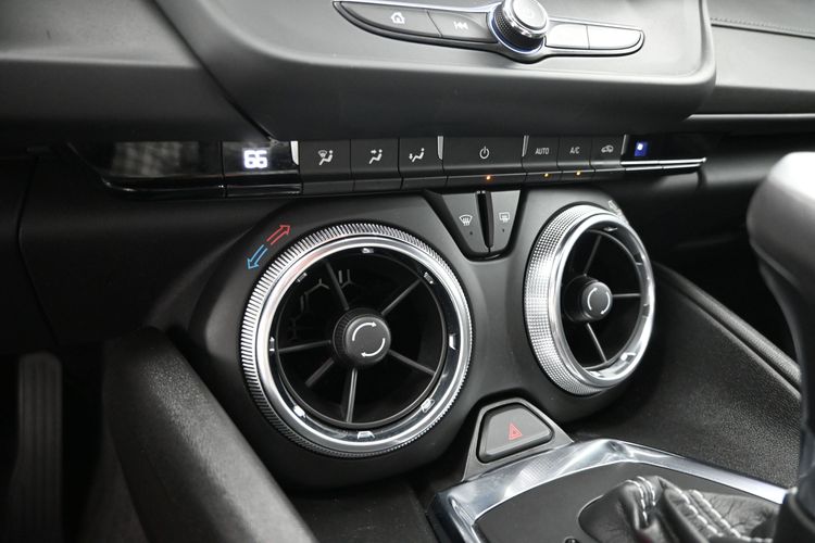 2024 Chevrolet Camaro RWD Coupe 1LT