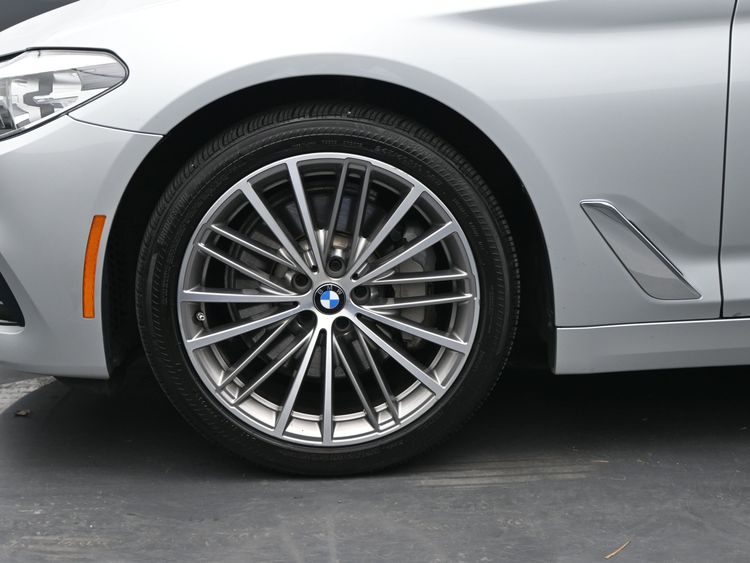 2019 BMW 530i xDrive