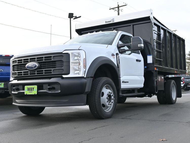 2025 Ford F-550 Chassis XL