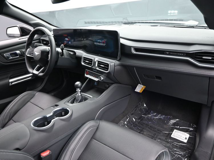 2025 Ford Mustang GT Premium Fastback