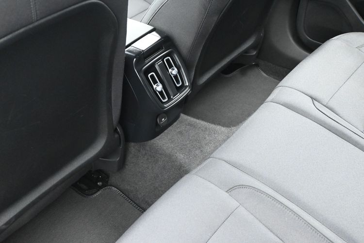2023 Polestar 2 Long Range Dual Motor