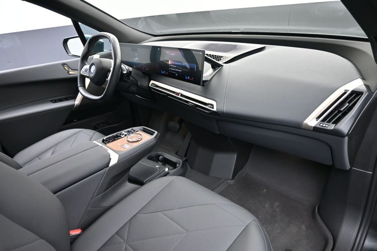 2023 BMW iX xDrive50