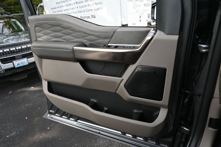 2026 Ford F-350 Super Duty Platinum
