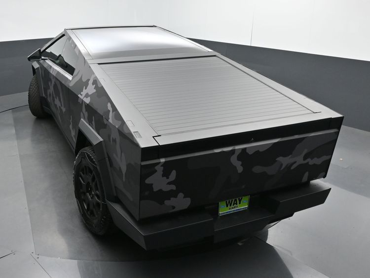 2024 Tesla Cybertruck Cyberbeast