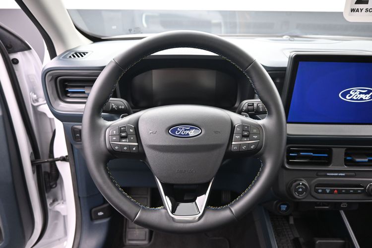 2025 Ford Maverick Lobo