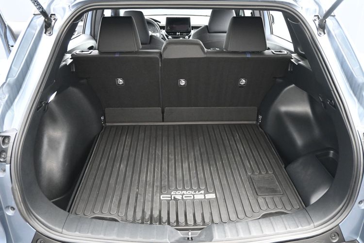 2023 Toyota Corolla Cross Hybrid SE