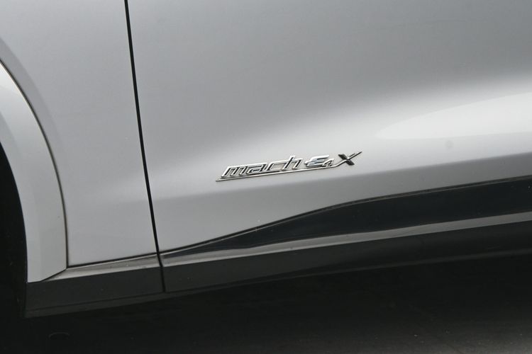 2021 Ford Mustang Mach-E GT