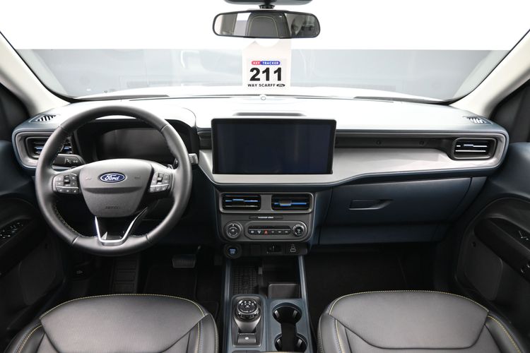 2025 Ford Maverick Lobo