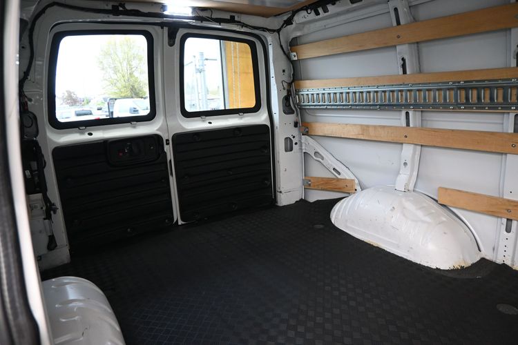 2020 Chevrolet Express Cargo RWD 2500 Regular Wheelbase WT