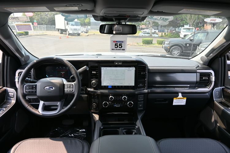 2026 Ford F-350 Super Duty LARIAT
