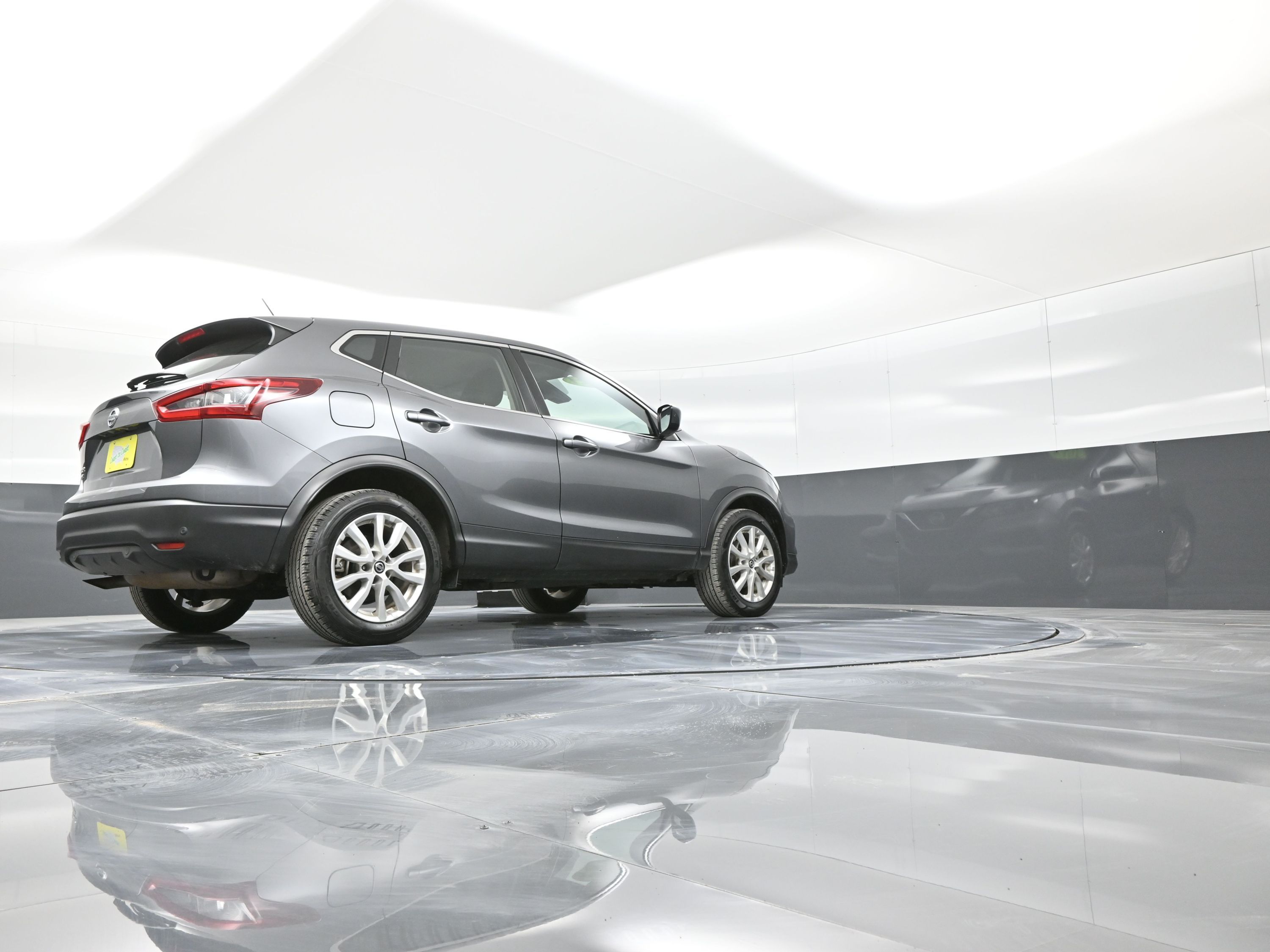 2021 Nissan Rogue Sport S - Photo 18