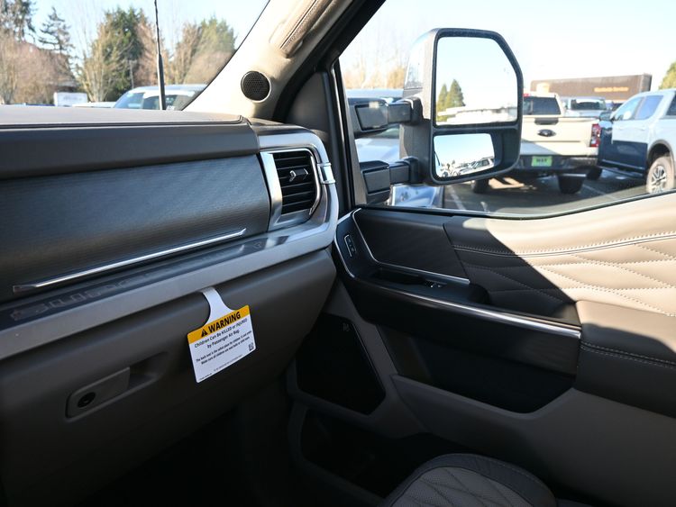 2026 Ford F-350 Super Duty Platinum