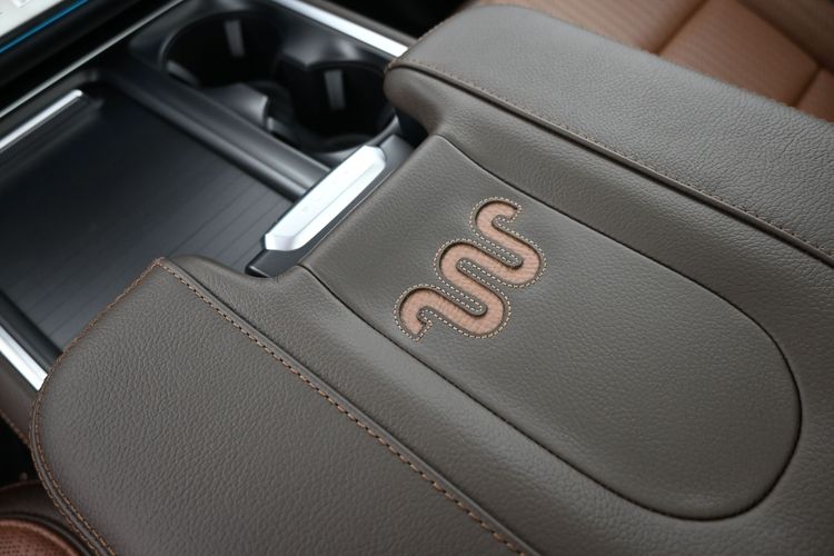 2027 Ford Expedition King Ranch