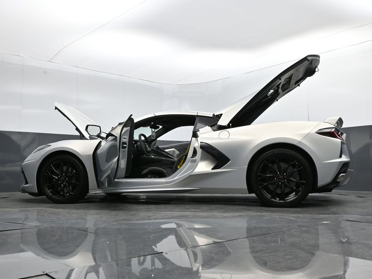 2024 Chevrolet Stingray 2LT