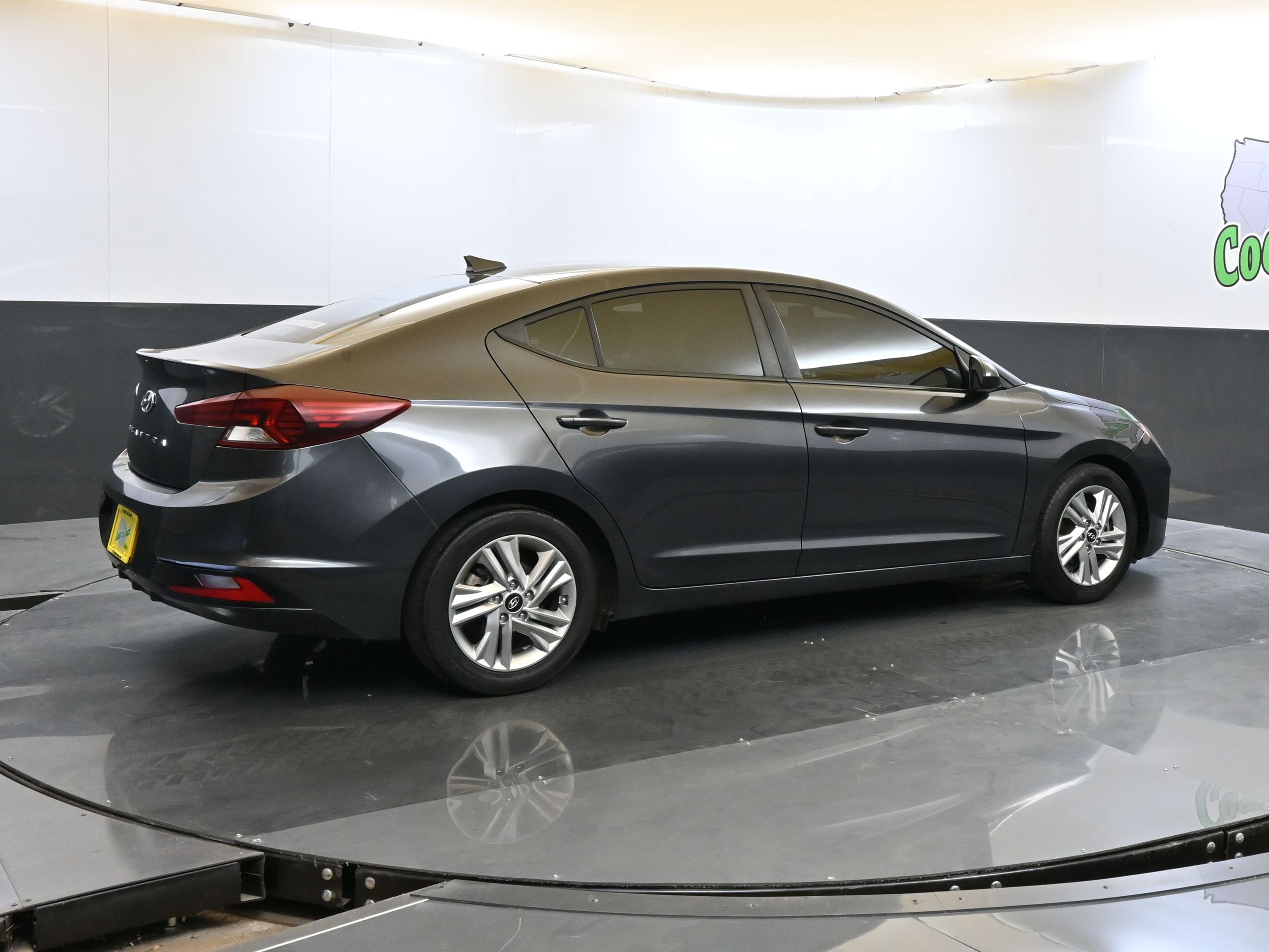 2020 Hyundai Elantra SEL Value Edition Limited photo 3
