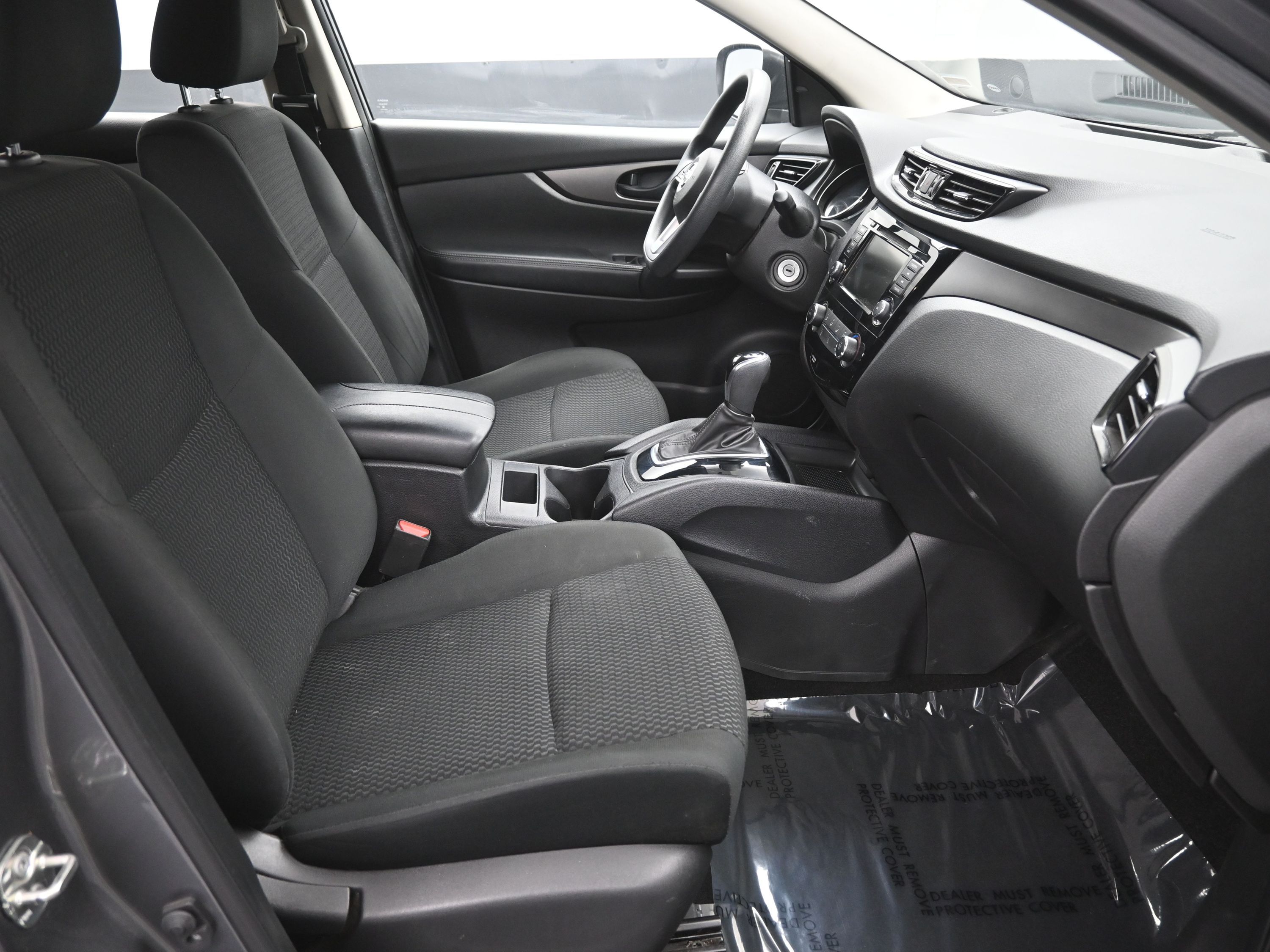 2021 Nissan Rogue Sport S - Photo 2