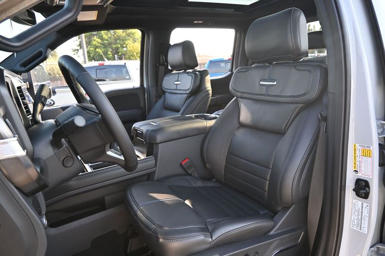2026 Ford F-350 Super Duty Platinum