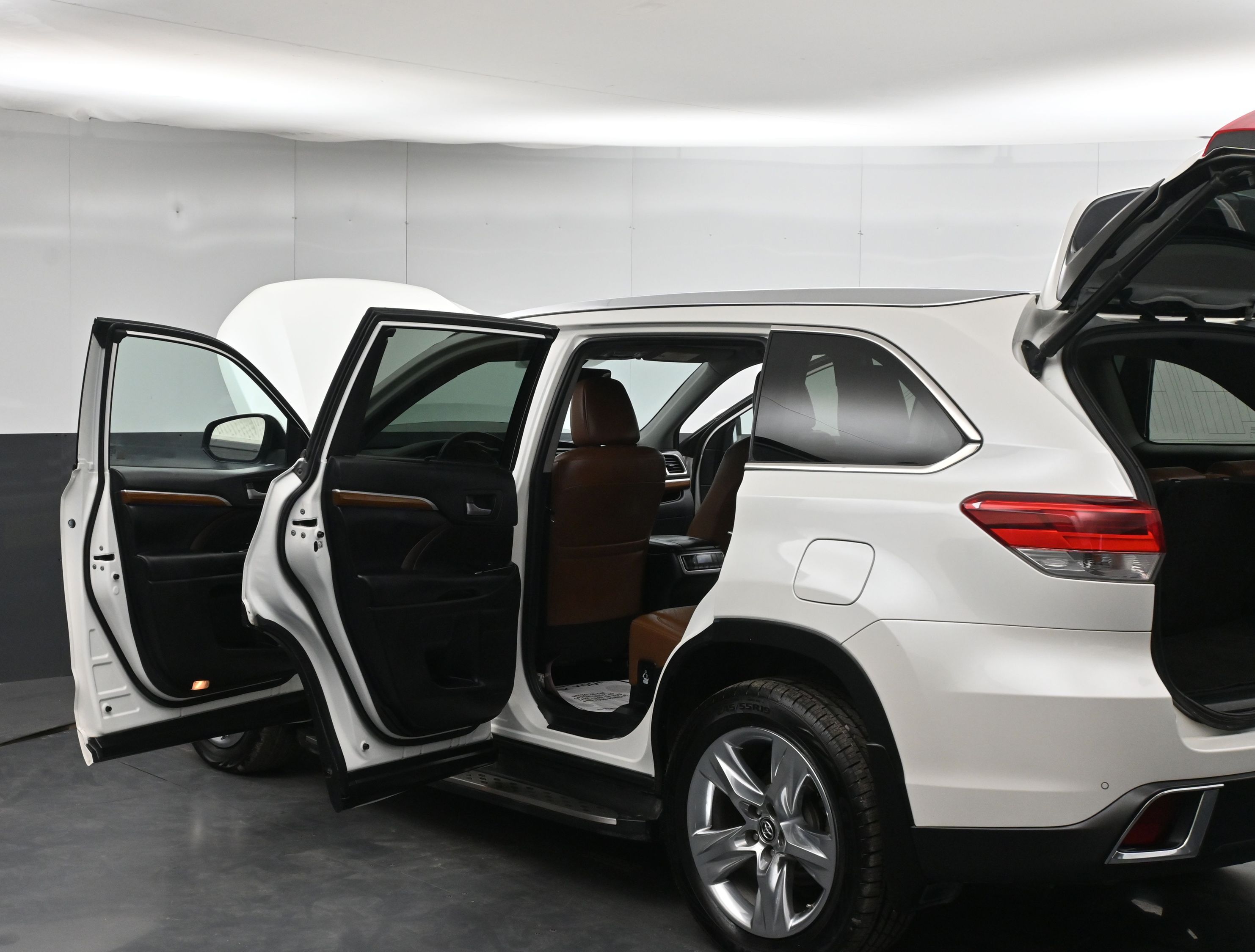 2019 Toyota Highlander Limited - Photo 26