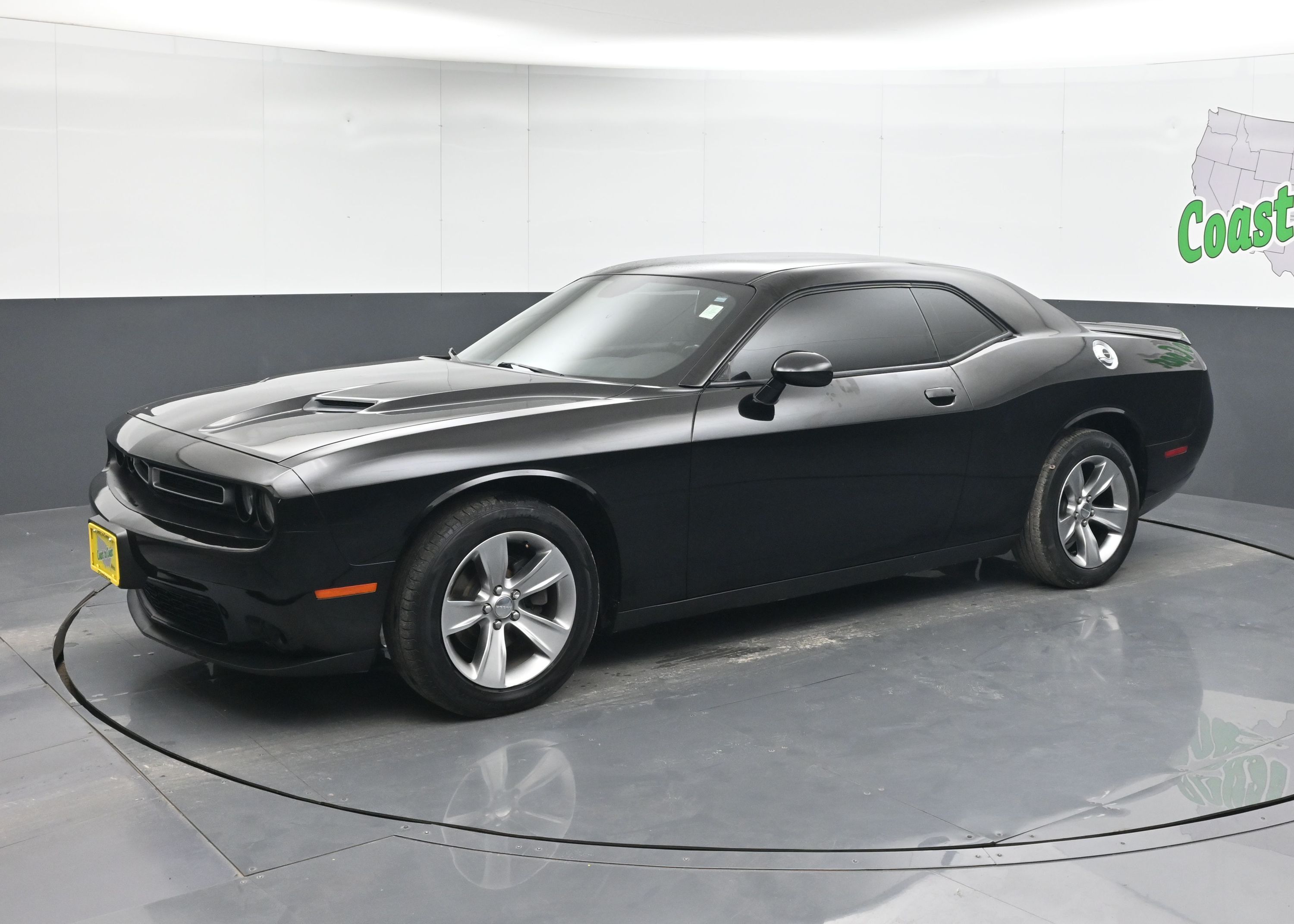 2019 Dodge Challenger SXT's photo