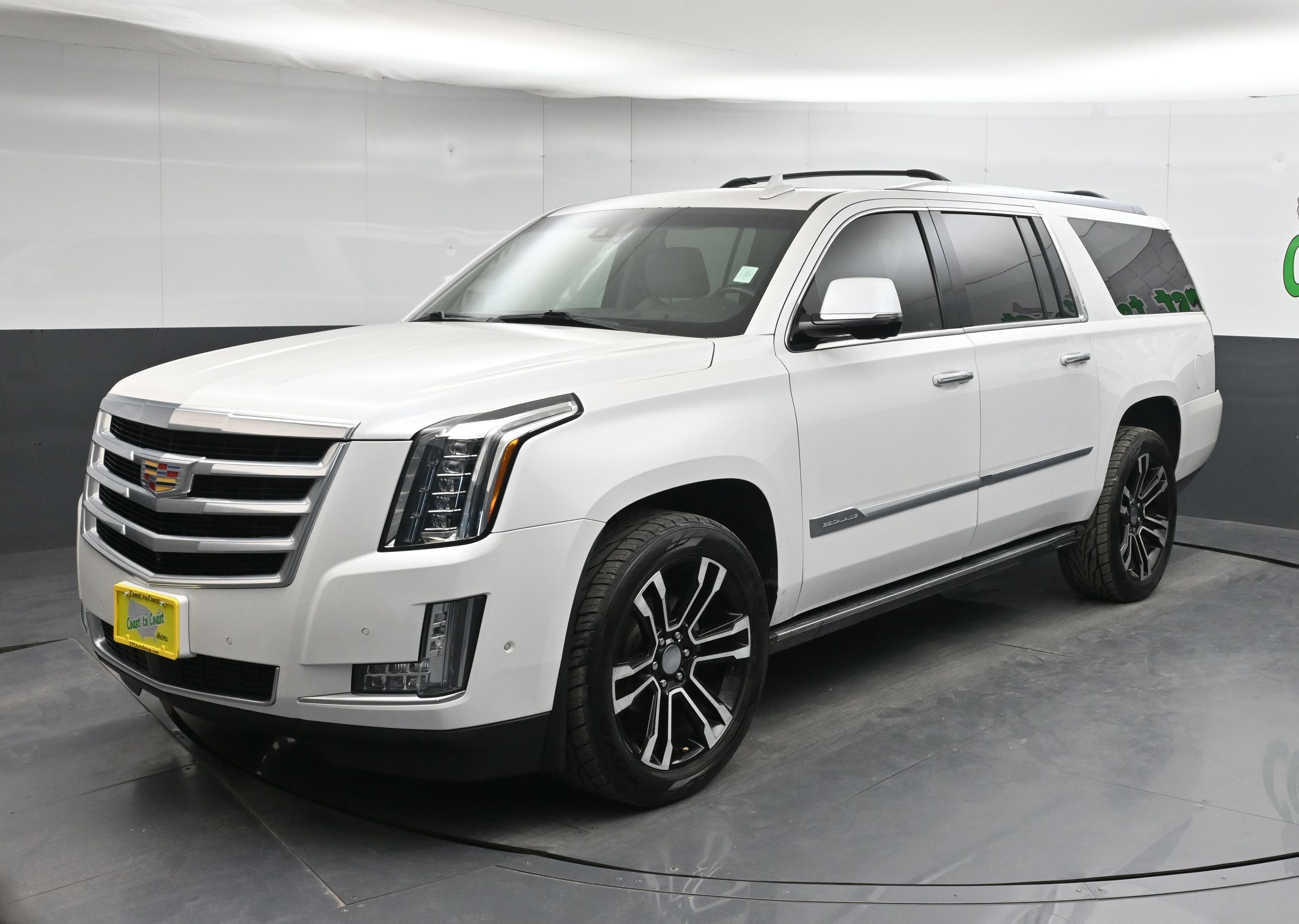 2017 Cadillac Escalade ESV AWD Premium Luxury's photo