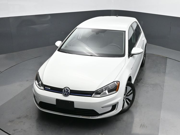 2016 Volkswagen e-Golf SE