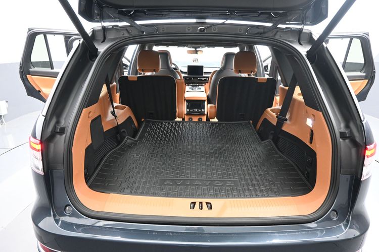 2023 Lincoln Aviator Black Label Grand Touring