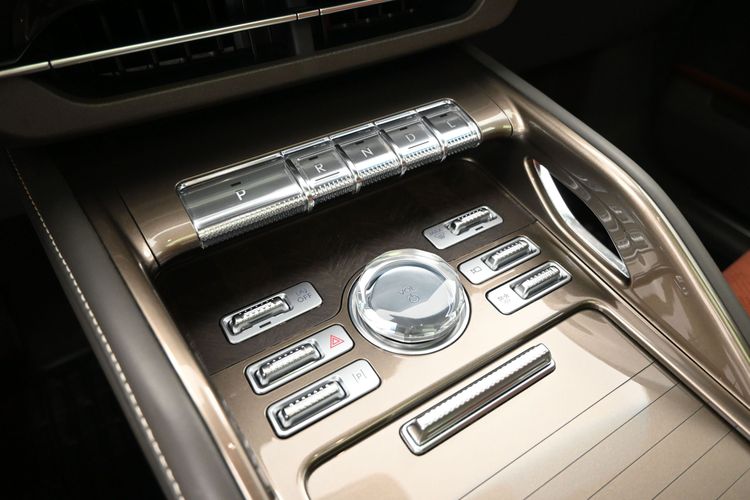 2024 Lincoln Nautilus Black Label