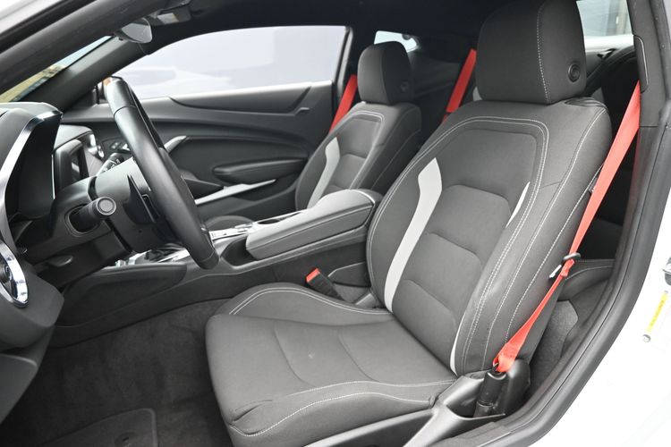 2024 Chevrolet Camaro RWD Coupe 1LT