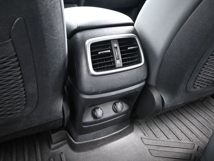 2020 Kia Sorento 3.3L LX