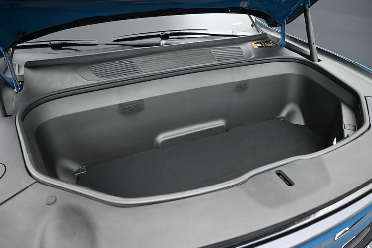 2022 Rivian R1T Launch Edition