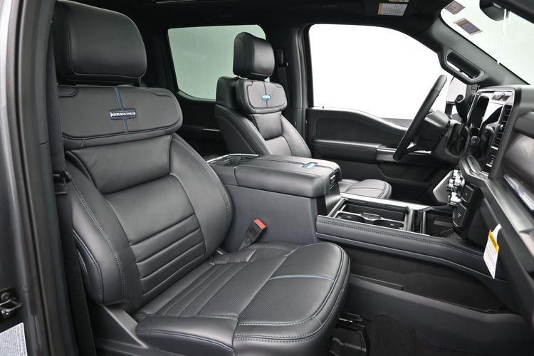 2026 Ford F-250 Super Duty Platinum