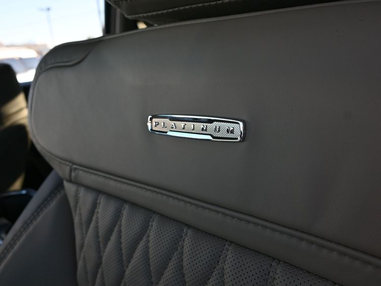 2026 Ford F-350 Super Duty Platinum