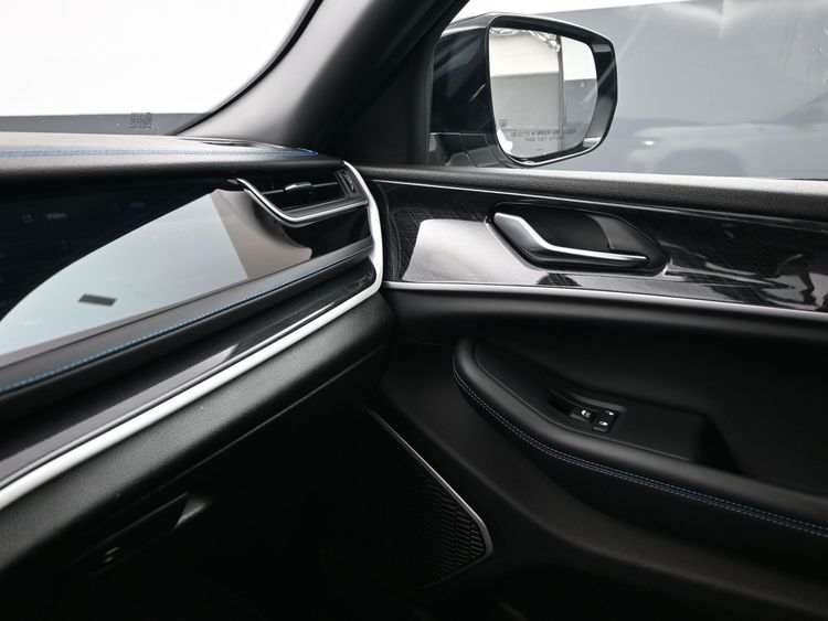 2023 Jeep Grand Cherokee 4xe Trailhawk