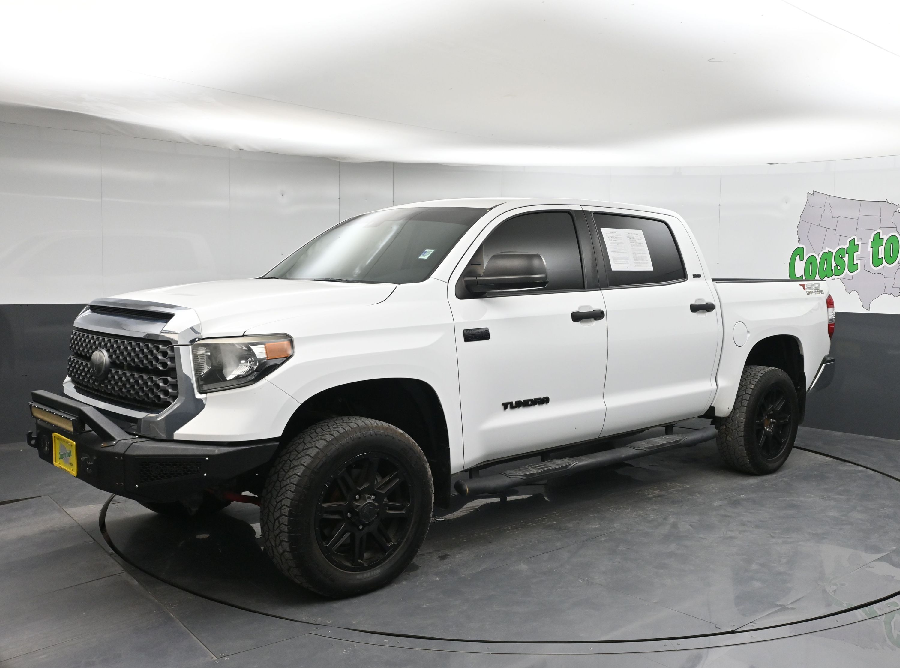 2020 Toyota Tundra SR5 5.7L Crew Max Short Bed's photo