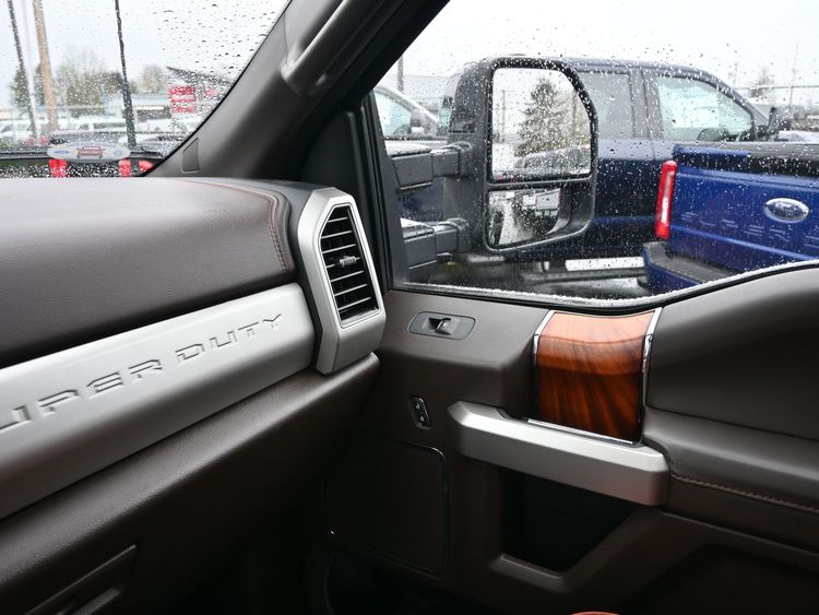 2022 Ford F-450 Super Duty King Ranch