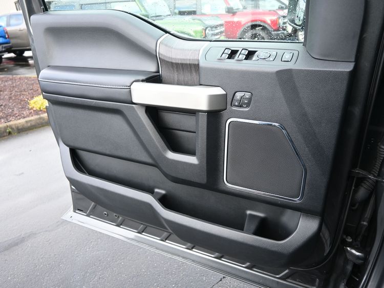 2020 Ford F-350 LARIAT