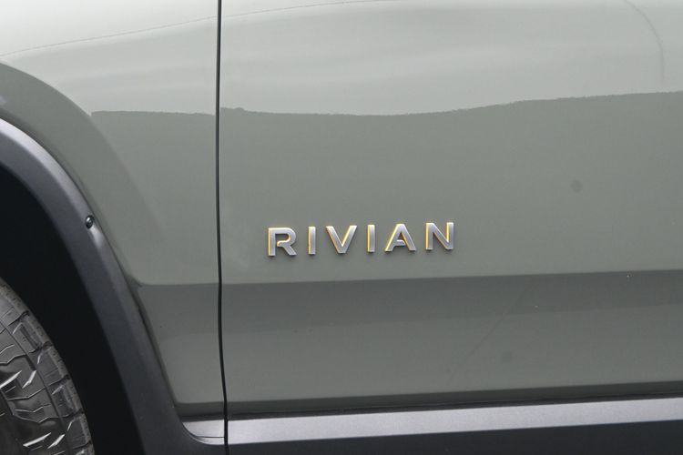 2022 Rivian R1T Launch Edition
